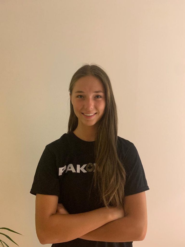 Volleyball Athletes profiles Olivia Pasternak portrait